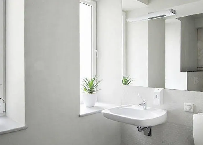 So - Self Check-in 4*