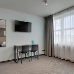 So - Self Check-in Bed and Breakfast Γκντανσκ