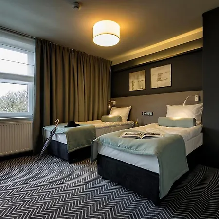 So Hotel 3*