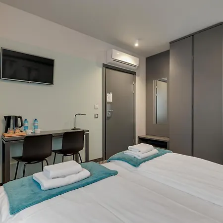So - Self Check-in Bed & Breakfast Gdańsk