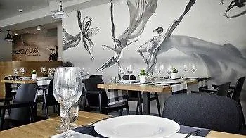 So - Self Check-in 住宿加早餐酒店 4*