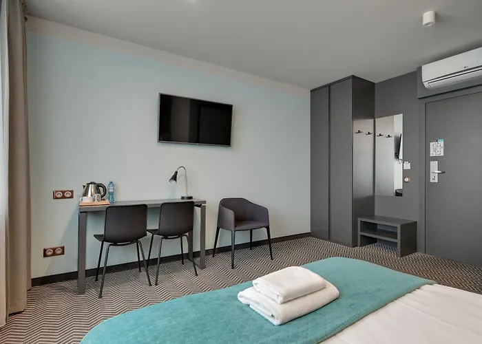 So - Self Check-in 4* 格但斯克