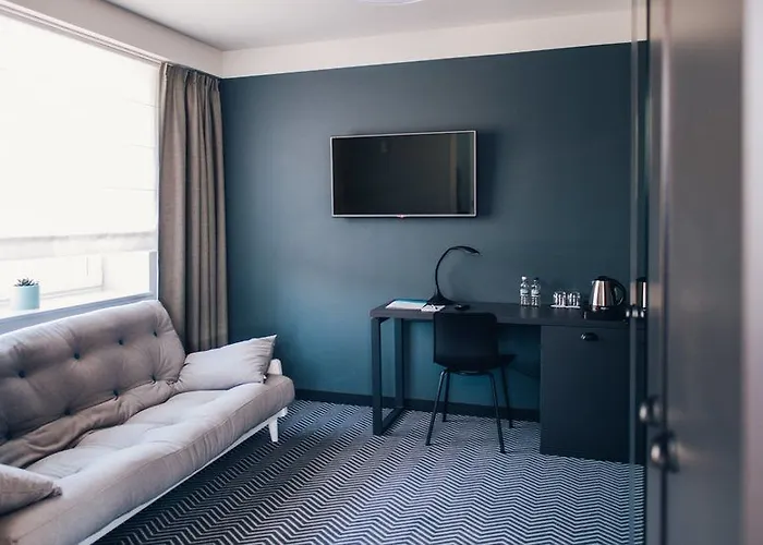 Bed & Breakfast So - Self Check-in 4*